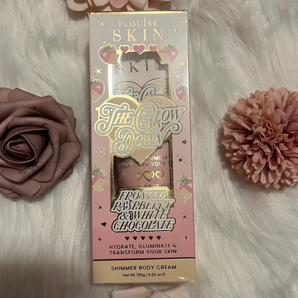 P.Louise Frosted Raspberry & White Chocolate Shimmer Body Cream - Picture 2 of 6